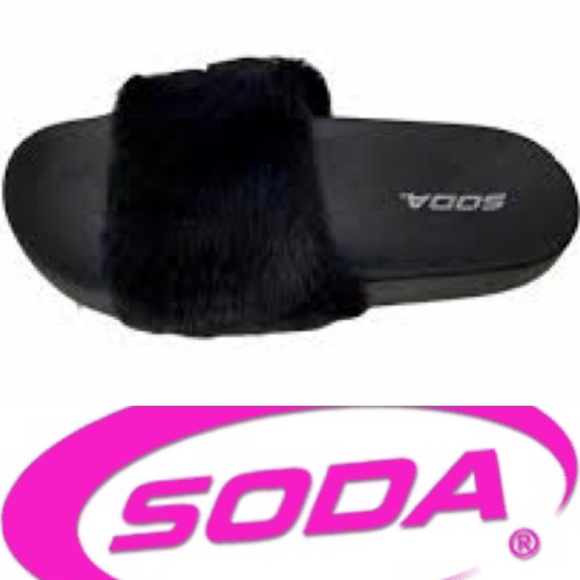 Soda Shoes - Gorgeous, Faux Fur Slides❤️